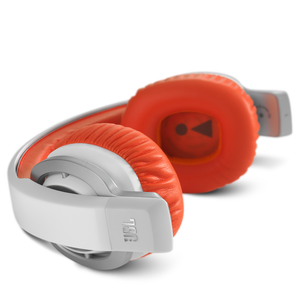 J55i - Orange / White - High-performance On-Ear Headphones for Apple Devices - Detailshot 3