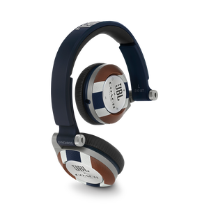 E40BT COACH Limited Edition - Varsity Stripe - On-ear, mobile phone-friendly headphones featuring JBL signature sound, wireless Bluetooth connectivity with ShareMe music sharing, and an ultra-comfortable fit. - Hero