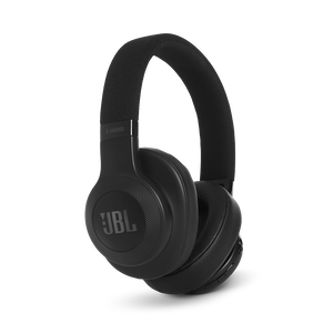 JBL E55BT - Black - Wireless over-ear headphones - Detailshot 2