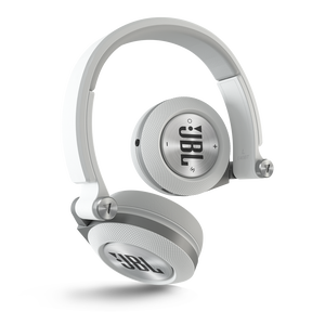 Synchros E40BT - White - On-ear, Bluetooth headphones with ShareMe music sharing - Hero