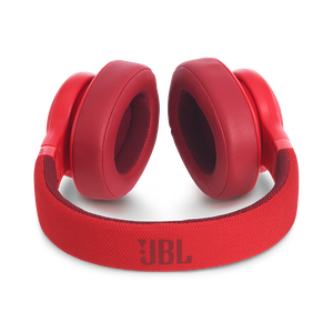 JBL E55BT - Red - Wireless over-ear headphones - Detailshot 3